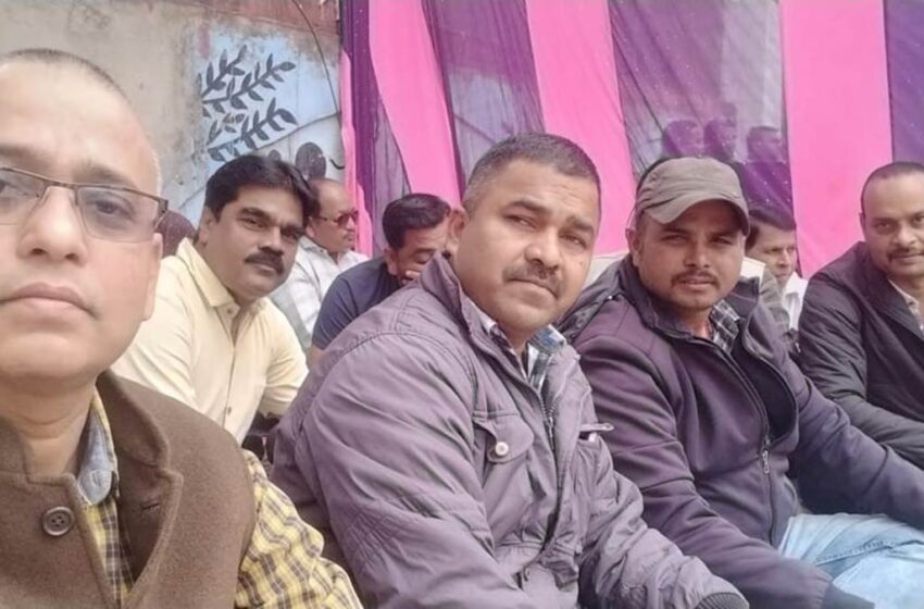  वनकर्मी अनिश्चितकालीन हड़ताल पर, जंगल व वन्य प्राणियों पर मंडराया खतरा