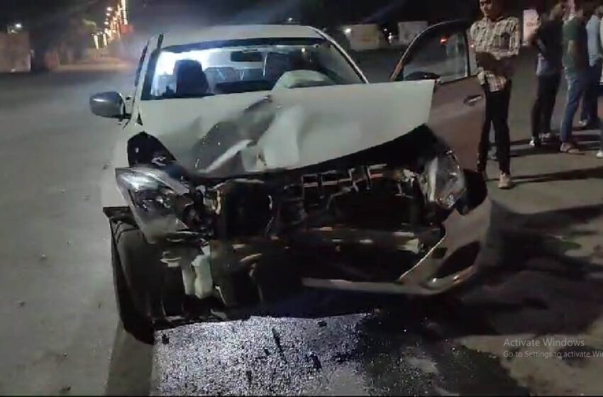  राजधानी रायपुर मे आधी रात को दिखा रफ्तार का कहर बेकाबू कार ने दो कारों को मारी टक्‍कर,