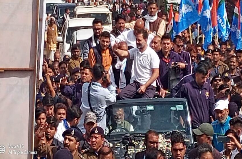  मध्य प्रदेश के शिवपुरी में राहुल ने कहा धर्म को धर्म से, जाति को जाति से बांटा जा रहा है