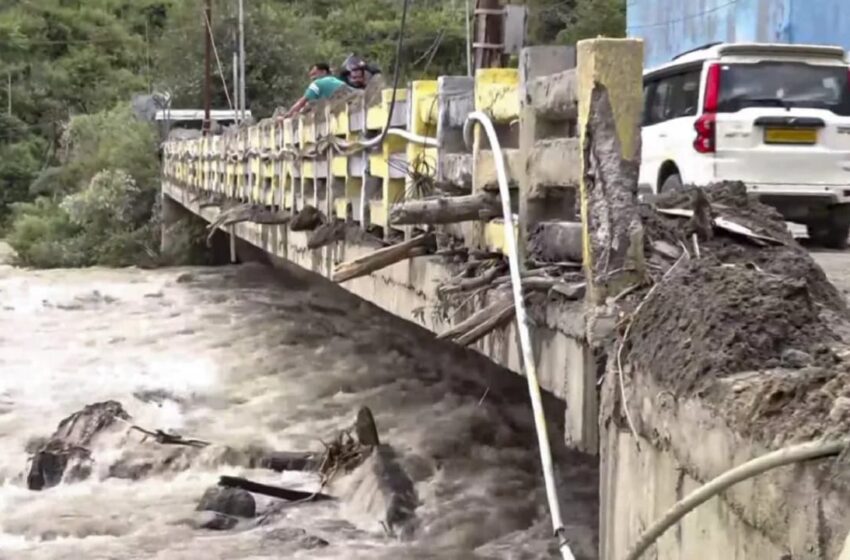  15 लोगों की मौत, 29 करोड़ का नुकसान… हिमाचल में बाढ़ से मचा त्राहिमाम,