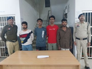  दुर्ग: होली से पहले नशे के सौदागरों पर पुलिस का कड़ा प्रहार, वैशाली नगर में 4 आरोपी गिरफ्तार, हेरोइन जब्त