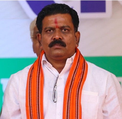  यात्रियों से बदतमीजी की तो ट्रेवल्स एवं टैक्सी वाले पर होगी कड़ी कार्रवाई होम मिनिस्टर विजय शर्मा ने हिदायत