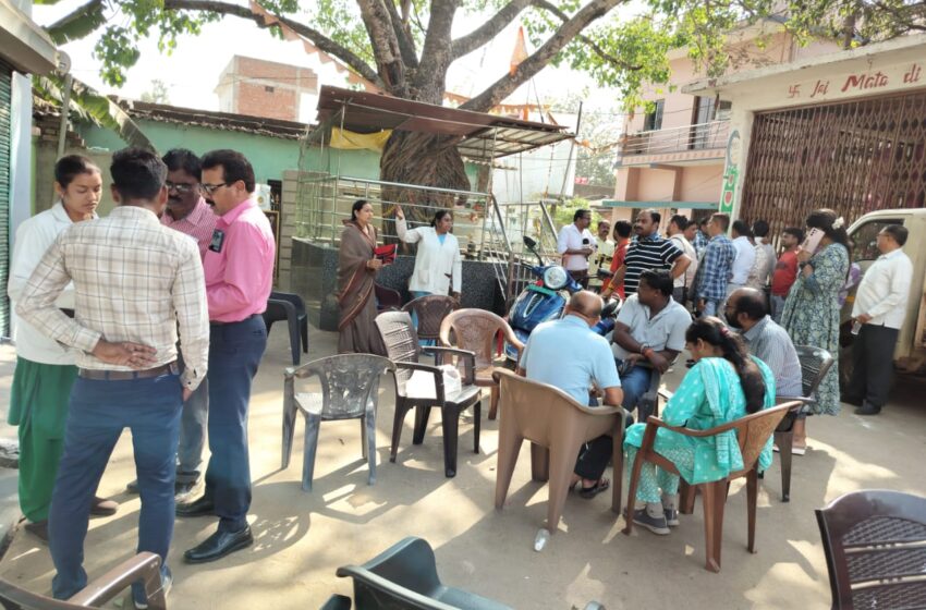  स्वास्थ्य टीम पहुंचा खुर्सीपार भिलाई के वार्ड 42, सघन जांच अभियान जारी*