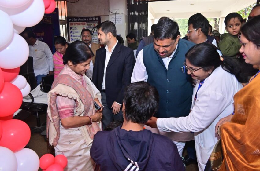  दुर्ग जिले में पल्स पोलियो अभियान के प्रथम दिवस में आशातीत उपलब्धि