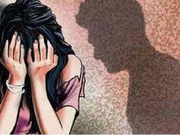  रायगढ़: होली के दिन शर्मनाक करतूत, नहा रही युवती से छेड़छाड़ और मारपीट; आरोपी बृजेश महंत गिरफ्तार