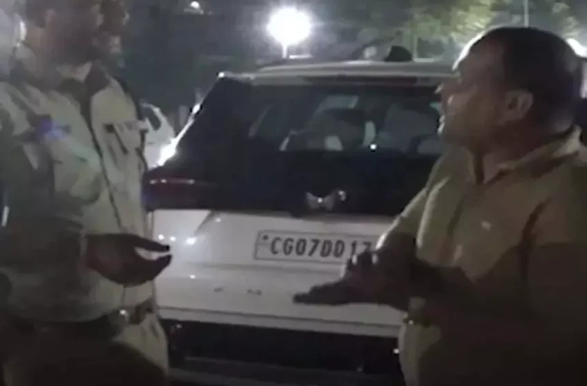  छत्तीसगढ़ पुलिस का हाईटेक अवतार: अब गंध से पकड़े जाएंगे शराबी ड्राइवर, नो-पार्किंग पर भी ‘स्मार्ट’ शिकंजा