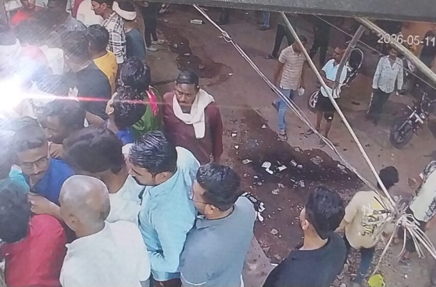  भिलाई में शराब दुकान के पास पॉकेटमारों का आतंक, पलक झपकते ही उड़ा रहे पैसे; सीसीटीवी फुटेज आया सामने
