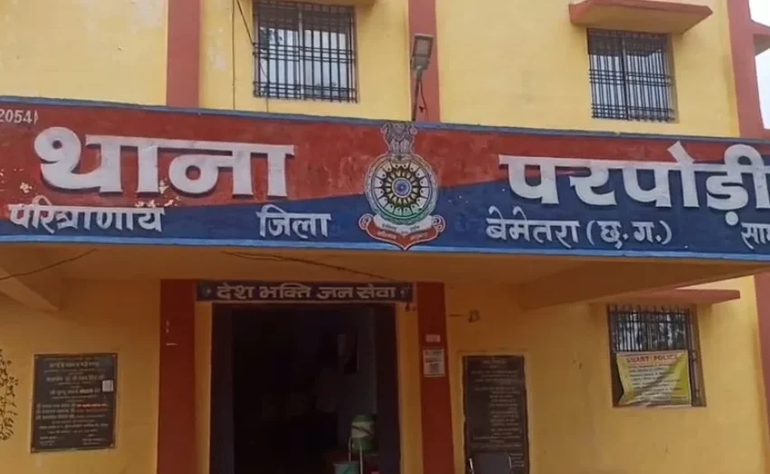  बेमेतरा में जिले के: ग्राम कमकावड़ा में घर में घुसकर बुजुर्ग दंपती की निर्मम हत्या, इलाके में फैली सनसनी