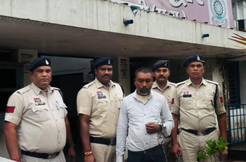  इलाज के नाम पर घिनौनी हरकत: बाराद्वार में महिला से छेड़छाड़ करने वाला झोलाछाप डॉक्टर गिरफ्तार